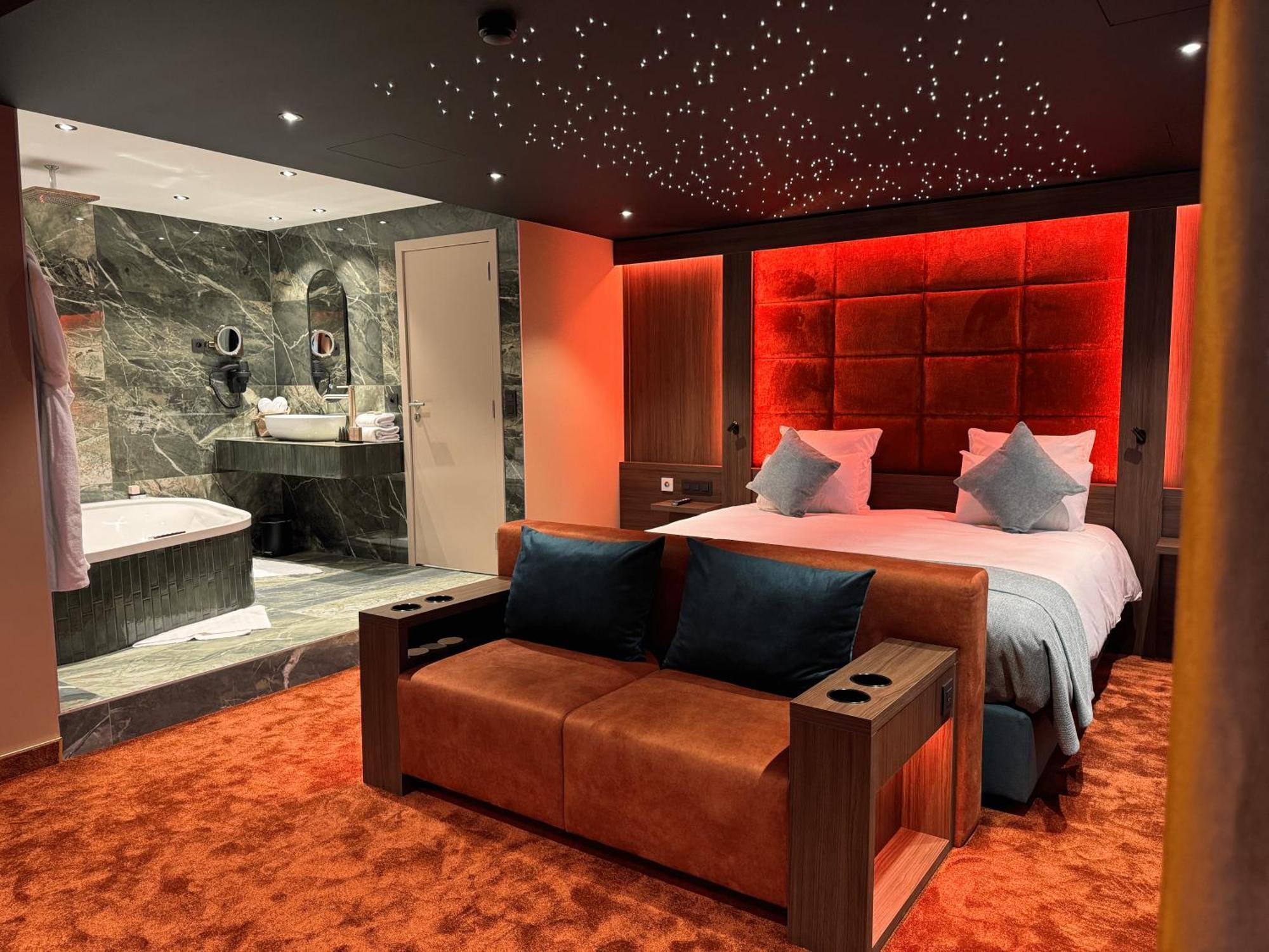 Hotel Restaurant Der Valk Nivelles-sud 4*