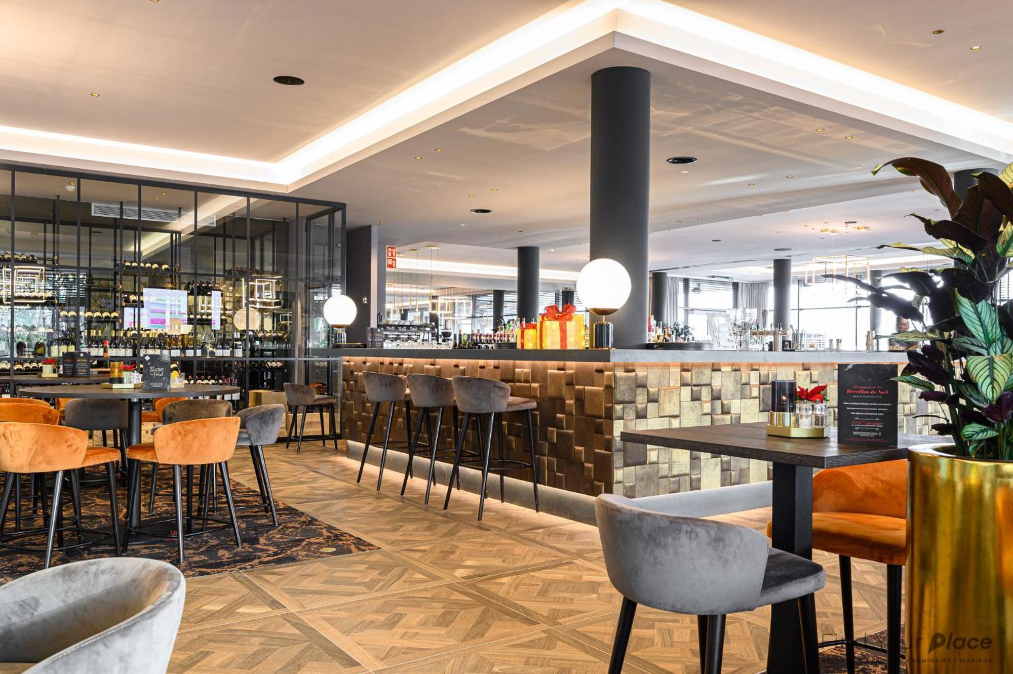 Restaurant Der Valk Nivelles-sud Hotel 4*