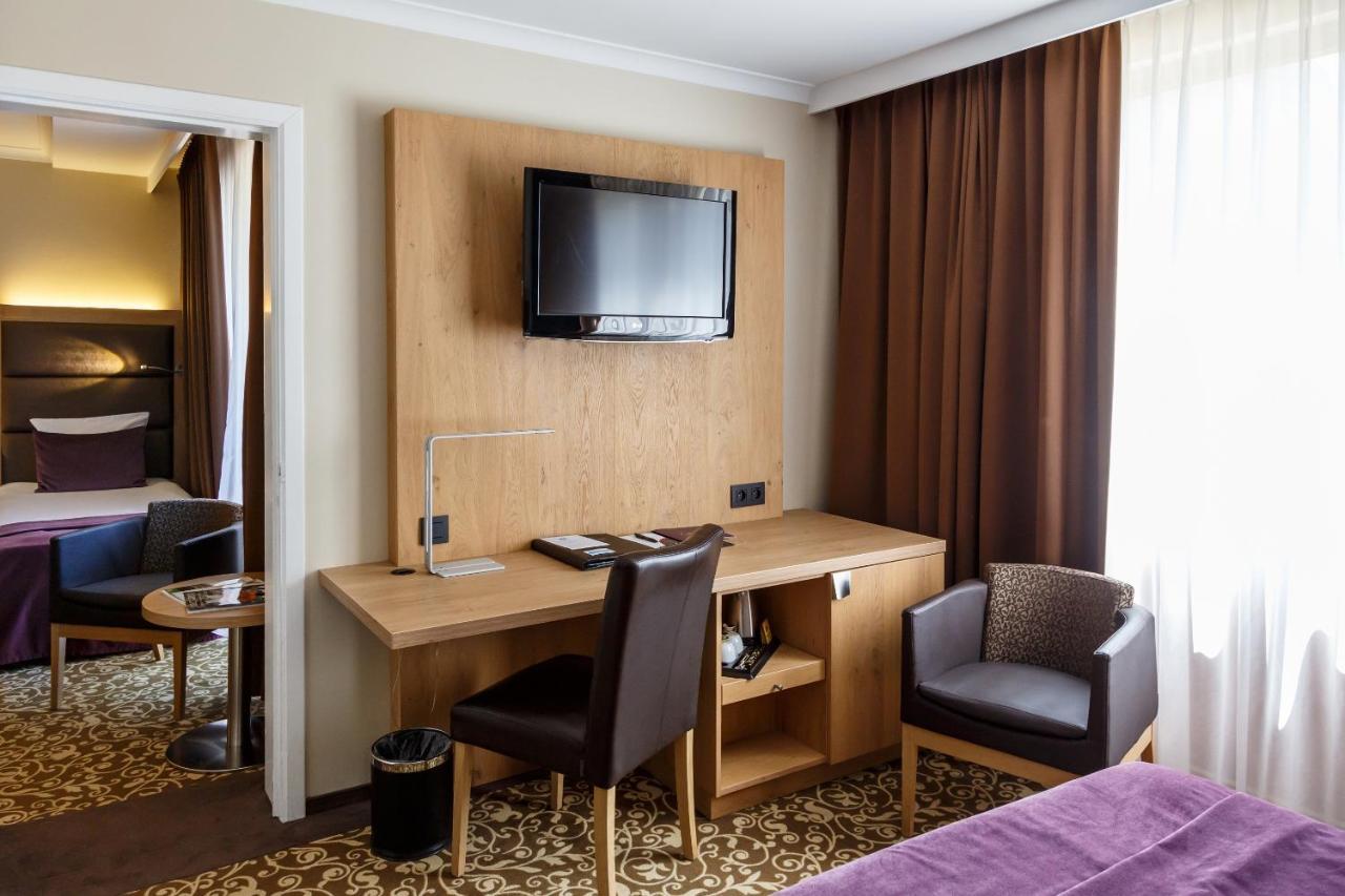 Restaurant Der Valk Nivelles-sud 4* Nivelles